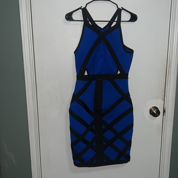 Blue and back elegant dress. Lovely for a night out! - Picture 2 of 3
